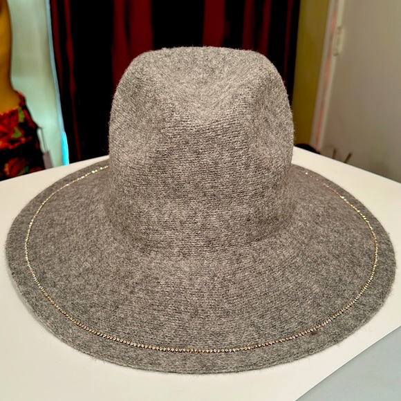 SanDiegoHat New hat for chic ladies. - Picture 2 of 5